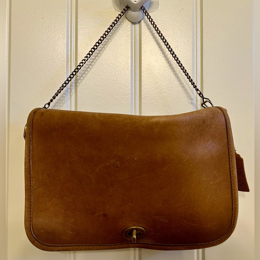 Vintage HTF COACH envelope clutch with chain strap